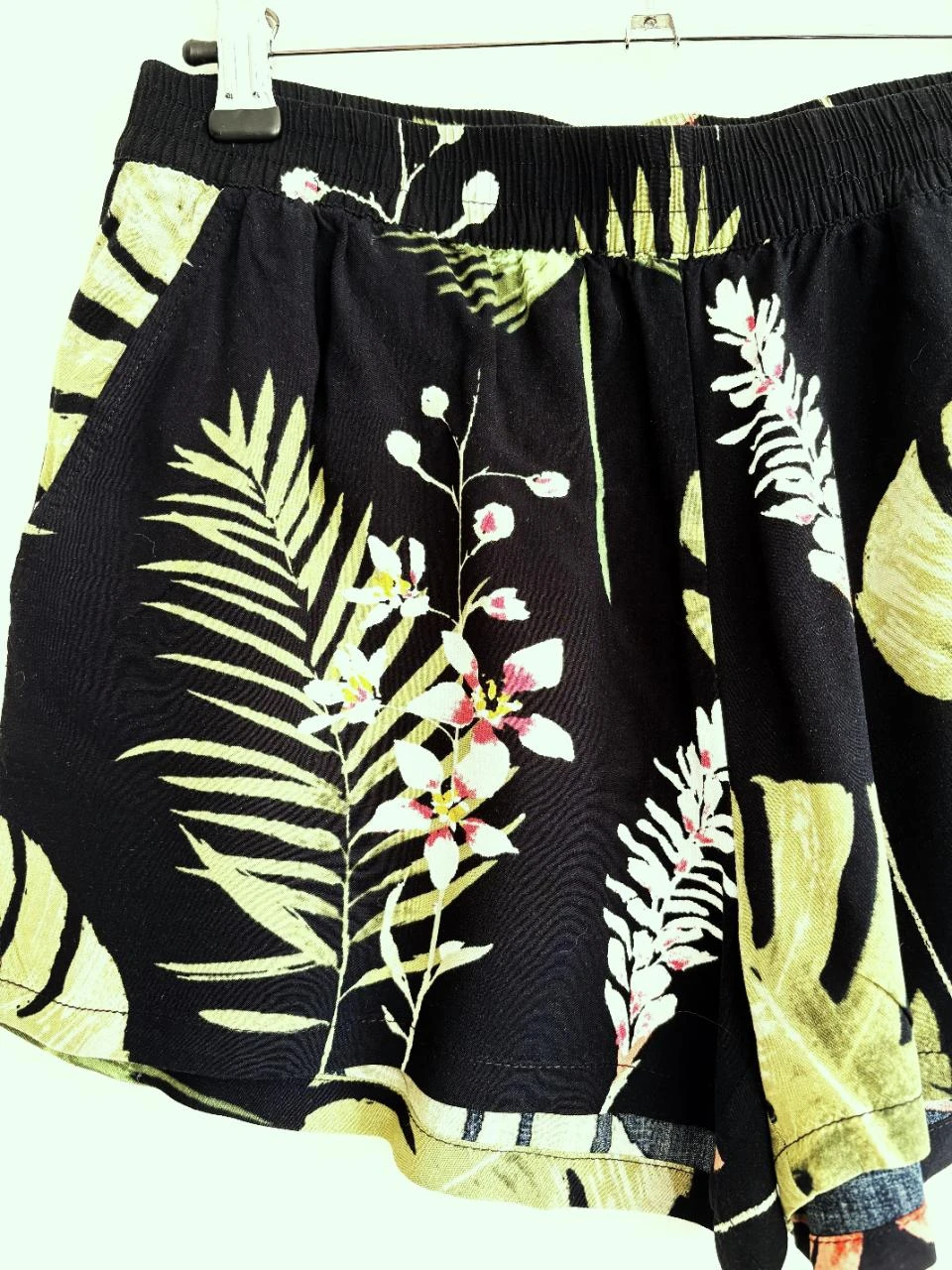 🌺 ONLY short com estampa de flores tropicais – tamanho 38 – confortável e estiloso – photo 2